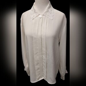Grannycore Vintage 80s Marlis White Button Down Shirt